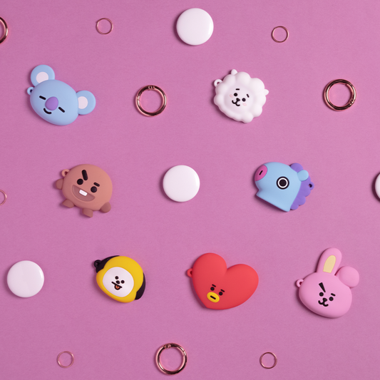 BTS X BT21 - Airtag Case Keyring