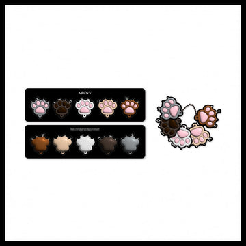 MEOVV - My Eyes Open Wide Japan Pop Up Store Official MD PVC Soft Keyring