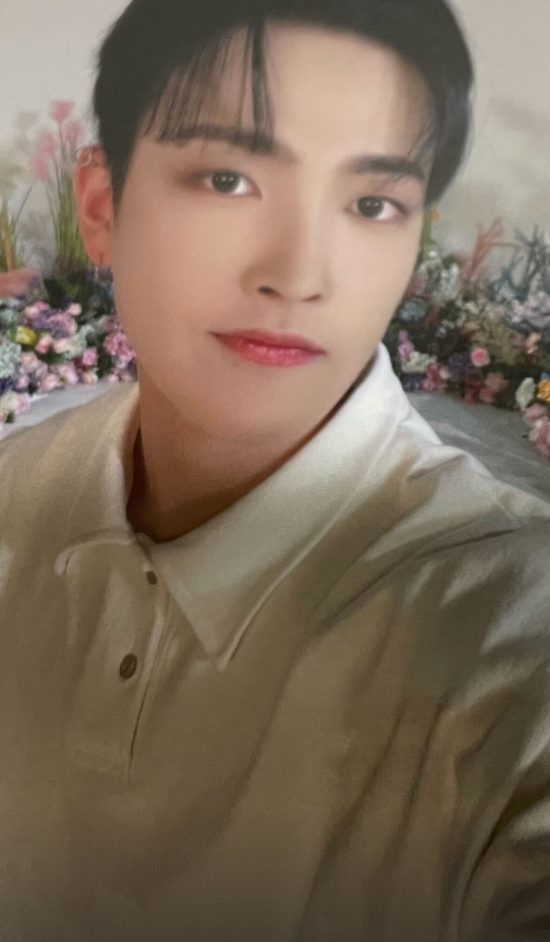 ATEEZ - Treasure Minirecord Pob Photocard – Kpop Omo ATEEZ - Treasure Minirecord Pob Photocard – Kpop Omo
