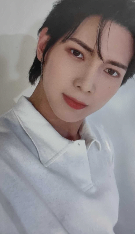 ATEEZ - Treasure Minirecord Pob Photocard – Kpop Omo ATEEZ - Treasure Minirecord Pob Photocard – Kpop Omo