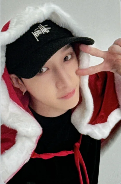 Stray Kids HIPTAPE '合 (HOP)' Santa POB Photocard