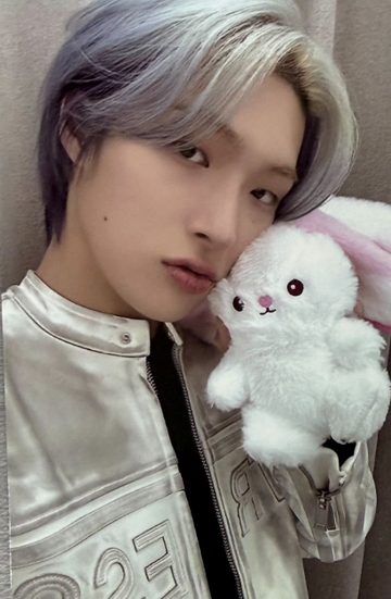 Ateez - GOLDEN HOUR PART.4 POB Photocards (Strawberry Bunny