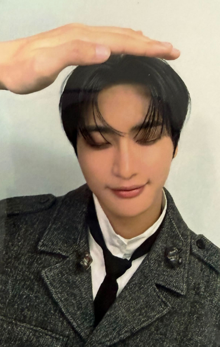 ATEEZ Seonghwa - POP-UP GOLDEN HOUR : Part.4 MD POB Photocard