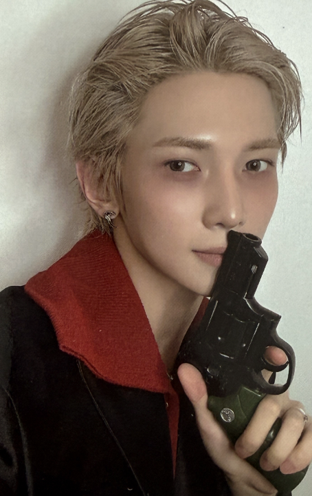 ATEEZ Golden Hour Part 5 POB Photocard - Toy Gun Ver