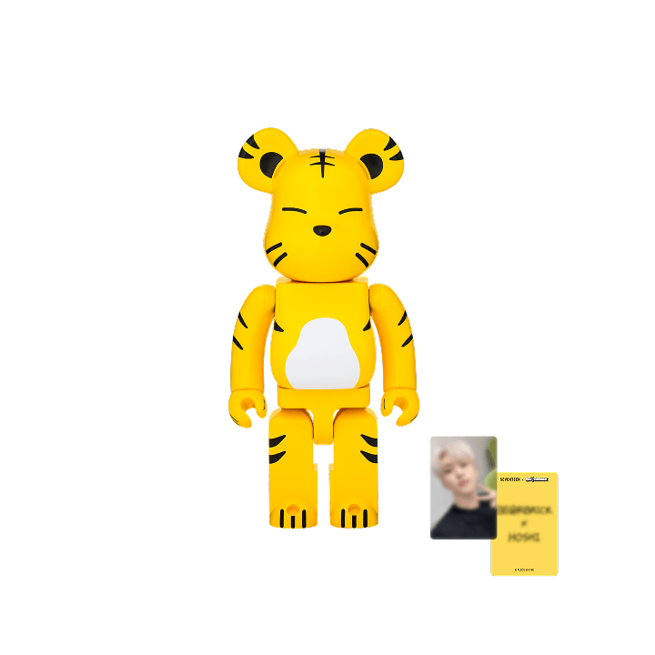 SEVENTEEN - Seventeen X Bearbrick Collaboration Official MD SEVENTEEN - Seventeen X Bearbrick Collaboration Official MD