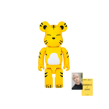 SEVENTEEN - Seventeen X Bearbrick Collaboration Official MD SEVENTEEN - Seventeen X Bearbrick Collaboration Official MD