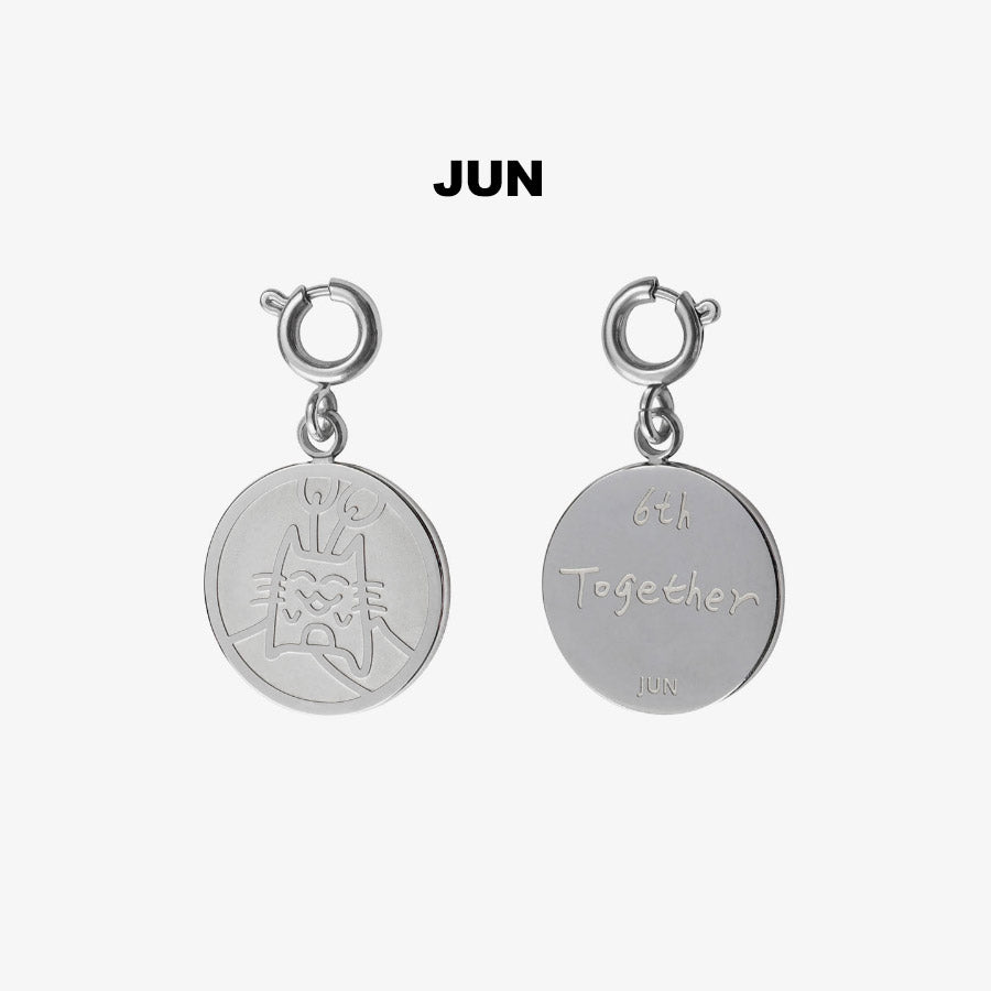 Seventeen Official 6th Anniversary Goods - Celebration Pendant